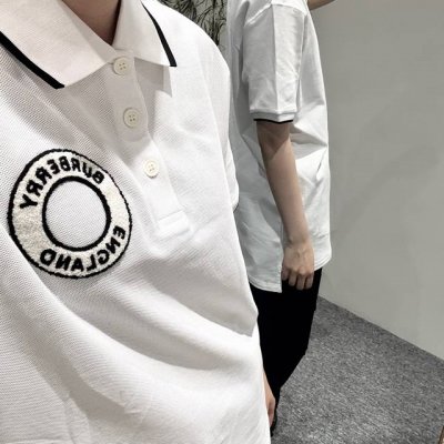 Bbr 短袖 polo 衫 白色 上身展示 模特试穿 Xs 码 身高 162Cm 47Kg 偏大宽松