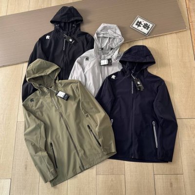 新品分享专柜同款 迪桑特 Athletic系列男士连帽外套防晒衣 春夏换季必备宝藏单品 一衣穿三季好咩 防晒衣防晒外套于一体 性价比直接拉满了防晒指数50+认证