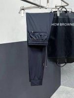lv 2025官网高端新品原单少数帅爆休闲裤，百分百原单 百搭神器！今年最新流行的风格设计款式，剪裁设计挺拔有型！低调不失奢华 超有Feel上身精致跃然，简单就
