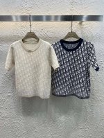 150 Dior迪奥老花字母提花烫钻针织短袖 款号：25670102630 颜色：杏色 蓝色 尺码：均码 80-125斤