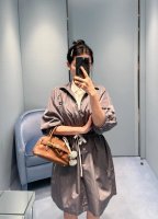 miumi* 25Ss春夏新款 微标立领半拉链连衣裙丨独家Yb开发！高版出品！进口尼龙定制面料丝绸般的尼龙触感，质感没得说松紧腰设计对身材包容性极好！学院风尼龙