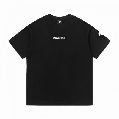 高版本 迪桑特 Descente 25Ss 新款印花短袖 采用280G专用双纱厚重面料 采用进口康丽机直喷白癦印花工艺 宽松版型 男女同款 码数：1 2 3 4