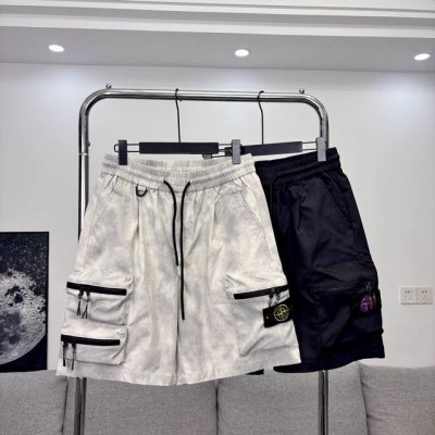 stone Island石头岛重工多口袋工装短裤 两色袖标，随意搭配 品质看得见 款式新颖 不易撞衫 又潮又百搭 裤子版型宽松 细节完美 松紧腰带可调节 立体拉