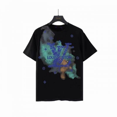 实拍细节图+细节图 Louis Vuitton路易威登水墨渐变印花短袖 最高版本！定制面料260克100%双纱棉！驴家拉浆印花字母结合！ 辅料：开模原版过鉴定领