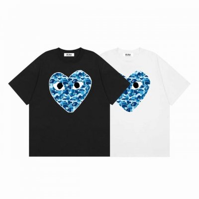 comme Des Garcons川久保玲play Bape蓝色联名款爱心印花夏季短袖T恤衫 颜色： 白色 黑色 尺码：M L Xl Xxl 价格p： 三标齐