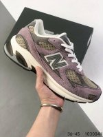 公司级带半码 新百伦 New Balance Nb2010 运动跑步鞋 此复刻经典鞋款 加入当下大热的户外元素 以曾经篮球鞋款型式样加以打造鞋款造型 编织鞋带以