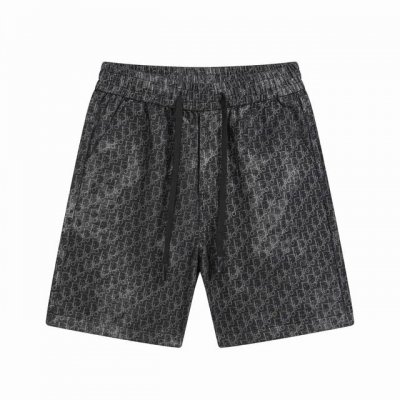 dior 迪奥 25Ss 满印不规则烫银牛仔短裤 这款短裤从日本古老纺织工艺汲取灵感 重新诠释标志性的 Oblique 印花 采用海军蓝色和黑色棉质牛仔布精心制