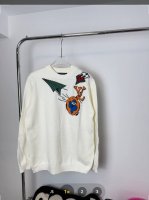 款号：Hmy58# Louis Vuitton 路易威登拼色提花飞机圆领套头毛衣 非常简洁大方 不挑人 真的特别棒 随便搭什么都时尚感倍佳 做工细节方面与官网1
