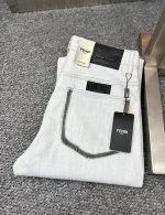 fend*芬迪 Ss25春夏新款男士牛仔裤 面料弹性好 独家发售 官网同步 时尚优雅 采用原色酵母水洗工艺 精选进口重磅丹宁牛仔面料 配专柜五金装饰 真皮皮牌