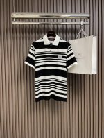 Gucci 2025Ss条纹Logo仔章短袖polo，客供网眼80支双股210克重棉氨混纺双面料，超柔软细腻，百搭人群必备，休闲时尚质感超到位。尺码：M-Xxl