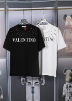 华伦天奴Valentino 新款印花烫钻短袖 高品质重磅双纱280G32支滑爽纯棉洗水手感 前片高端印花 采用进口压钻 罗纹专门定制.面料舒适柔软 还原特殊工艺