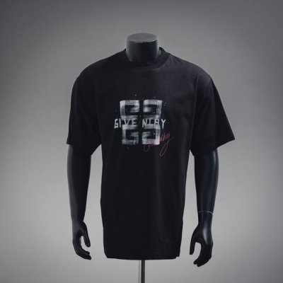 本地自取530 givenchy/纪梵希 25Ss 涂鸦草写字母Logo短袖T恤。 Size:S-Xl