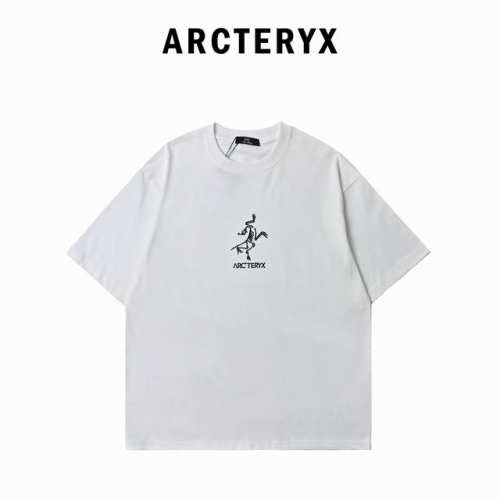 arcteryx 始祖鸟 刺绣短袖T恤 前幅祖鸟字母万针精细凸绣双重设计,后幅下摆印花发泡品牌字母立体有致，潮酷时尚，32支双高克重纯棉洗水面料，不变形，经典百