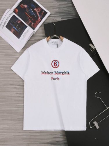 Mm6 马吉拉 甄选260克定制面料 顶级品质 精制网点＋数字绣花工艺 男女同款 尺码 S M L Xl Xxl 五个码 颜色 黑色 白色