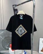 gvc 纪梵希25Ss 新款拼色菱形字母Logo情侣款短袖 G家超级经典的一款百搭T恤 男女同款 情侣可搭 店主强烈推荐 采用纯棉280G双纱面料 手感细腻柔软