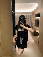 celine赛琳字母蕾丝贴布刺绣圆领短袖上衣抽绳松紧腰短裙套装 款号 25670604866 颜色 黑色 白色 灰色 尺码 Sml s码80-95斤 m码95-