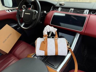 高端货 新款 Louis Vuitton Lv单肩包 路易威登邮差包 M15076 Louis Vuitton Keepallbandouli Re 五金配件可