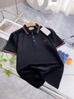 古驰新款网眼珠地棉布翻领短Tee 男士经典标识刺绣商务休闲短袖polo衫 客供面料进口100%密织珠地棉布制成 面料手感瓷实富有弹力 区别于普通珠地棉的软塌粗糙