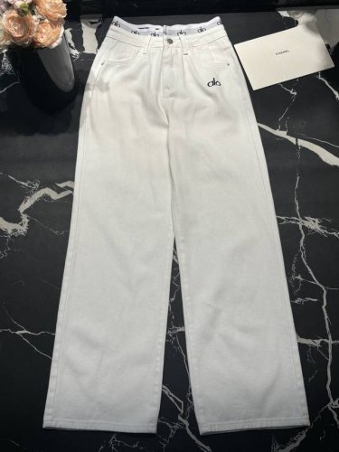 牛仔裤 alo家25早春新款字母织带Logi刺绣直筒牛仔裤 颜色:2色 码数:Smlxl