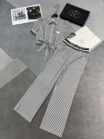 高品质Prada* 25Ss新款套装 条纹拼色 松紧经典腰头设计 本布装饰腰带 经典三角标 高品质 单色三码Sml