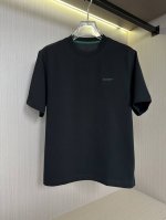衣服 裤子 黑色上衣展示