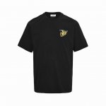 Off White 25Ss 金色刷漆箭头印花短袖 Ow将古典文艺和街头文化完美融合，致敬Va20Ss。巴洛克主义，卡拉瓦乔经典油画系列，文艺街头气质，成就19