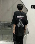 balenciaga巴黎世家巴黎铁塔圆领短袖半袖T恤 面料采用260克纯棉双纱食毛面料 双线二本针压线 久洗不变形 原版定制三标 高端进口印花 随意水洗 情侣可