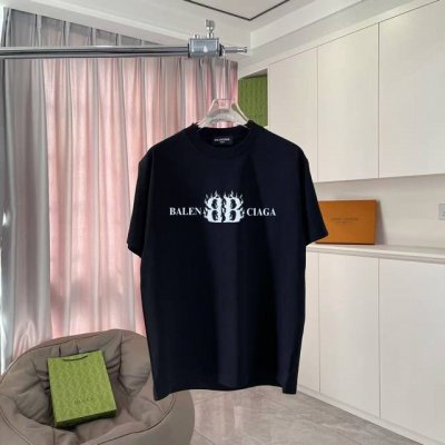 Balenci*Ga 巴黎2025春夏新款 个性字母Logo印花 定制面料300G 短袖T恤 男女同款 尺码：S M L Xl Xxl 五个码 颜色：黑色 白色