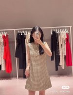 款号G25041455 Self-portrai*新款Sp家新款 高端定制闪丝金线亮片编织粗花呢面料、气质名媛风重工亮片串珠边装饰修身显瘦无袖背心连衣裙！ M码