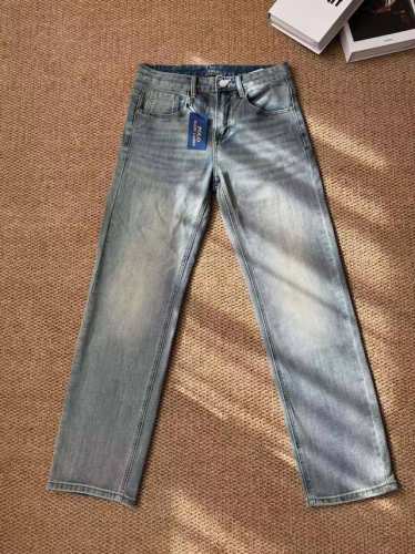 拉夫劳伦Polo Ralph Lauren男士休闲牛仔裤F Rrl是拉夫劳伦中的一个高端系列，一款牛仔裤的价格P官网在售4590！ 最经典的一款美式复古牛仔裤！