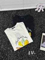 100 - Louis Vuitton 路易威登 Lv23Ss夏季彩色涂鸦贝壳印花短袖T恤 热度款Tee！潮男潮女必备单品！可随意穿搭！对色对位直喷工艺！图案呈