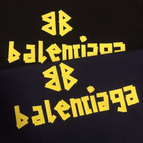 巴黎世家Balenciaga简约字母宽松字母印花情侣短袖 情侣同款 定织定染一致260G纯棉双纱面料 同缸零色差领口螺纹 四针六线工艺 面料舒适透气 机洗不变形