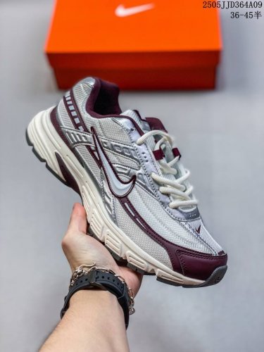 真标 Ins爆火全新韩系古着风，回味经典 Nike 耐克Initiator Running创始者系列复古厚底增高老爹休闲运动舒适跑鞋。 尺码: 36-45含半码