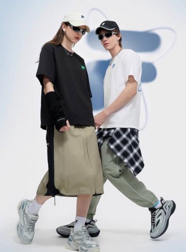 fila Fusion斐乐潮牌男女情侣款针织短袖衫2025夏新款宽松休闲T恤 颜色 黑色白标 黑色绿标 粉色 白色蓝标 白色粉标 尺码 S-2Xl 后背大面积图