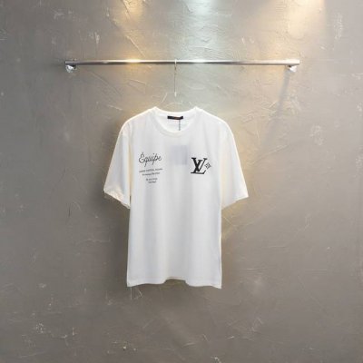 款M86 Lv早春印花短袖 Louls Vulttovlv路易威登 24Ss早春新款百搭短袖T恤男女同款！！ 品牌特色印花设计！厚板立体！特供面料！加上紧密纺纱