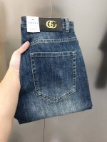 g*Cci 古齐2025春夏新款男士修身小脚牛仔裤 官网同步简洁时尚 爆款 高端定制 原单狠货 印胶Logo图案设计 定制进口丹宁水洗牛仔纯棉面料 原版辅料 做
