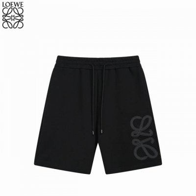 loewe 罗意威 25Ss 暗纹皮标短裤 2025春夏短裤新款1:1经典款式 Loewe 采用高级质量360G面料，大Logo皮压花定制，手感非常细腻. 上身