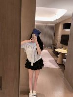 上新 Rl 拉夫 25.Ss战马条纹披肩针织上衣～ 披肩式设计，百搭不挑人。彰显减龄青春活力气息，简约高级，舒适亲肤，日常休闲推荐！！ 颜色：杏色 蓝色 黄色