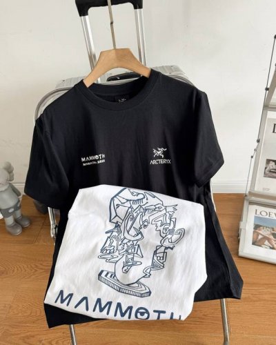始祖鸟Mammoth联名款纪念衫加州限定 25Ss 加州限定独占限定上个月刚发售 Arcteryx X Mammoth联名短袖 产地哥伦比亚漂洋过海来的公司货。