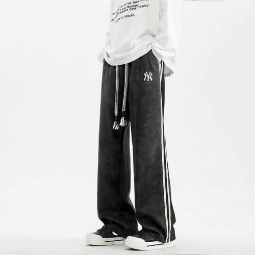 Mlb By 美国洋基队休闲运动脏脏裤，男女同款，海外限量款休闲裤，25Aw 最新款，简约大方日常通勤首选，辨识度更高，宽松廓型 ，男女都可驾驭， 区别市场垃圾