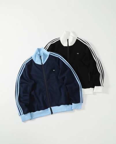 细节图#Adidas阿迪达斯三叶草25S新款立领夹克外套男女同款 阿迪三叶草夹克外套绝对的爆款 经典款 明星同款细节在线，随意对比！胸前定制三叶草金属Logo.