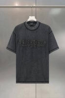 Balenciaga 字母贴布刺绣反穿做旧纯棉圆领T恤 男女同款 宽松版型 工艺: 正面贴布刺绣 颜色: 做旧 墨绿 蓝色 尺码 Xs S M L 编号:Bt2