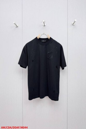 m044 Amamiri 2025春夏新款 重磅推出双纱纯棉面料短袖 早春走秀款 个性独家款式 男女同款 采用进口定制定染面料 后领锁链底全包肩 过水不变形不缩