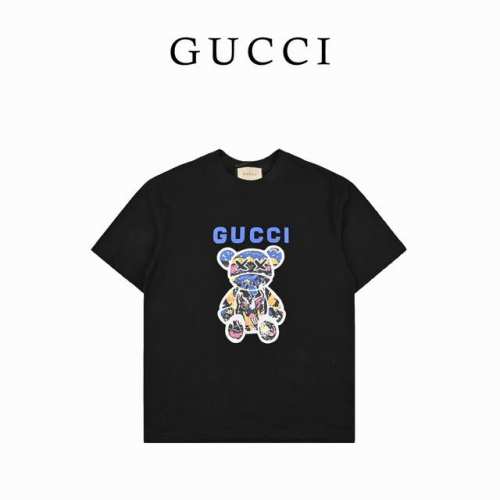 170 Gucci古驰24Ss胸前机器人图案圆领短袖 官网同步，专柜纯棉面料！贴肤舒适，耐看又好穿，经典简约Logo设计，原厂工艺一丝不苟，定制290 G 同缸