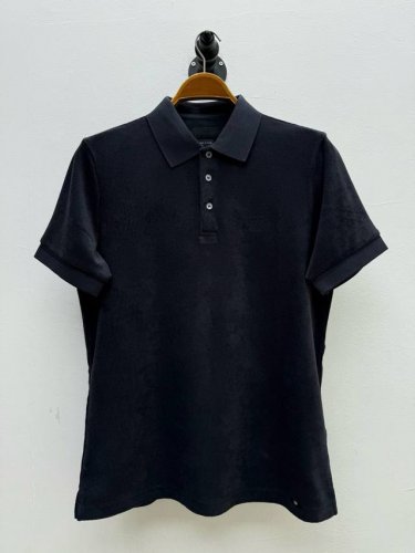 tf 毛巾棉徽标刺绣polo衫 代工厂p出品 春夏系列 胸口饰有经典品牌徽标刺绣 刺绣选用与服饰同色系的纱线 远观似纹路 近看方显标识 契合品牌 低调中见身份