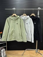 供150 Kolon Sport/可隆 冬季新款男士户外休闲软壳薄绒连帽外套 -颜色：黑色 绿色 灰白 -尺码：M L Xl 2Xl 3Xl 4Xl - 三防黑