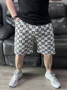 专柜新品短裤！ 人气爆款！Armani 阿玛尼&古驰 Gucci联名款新品水墨提花泡泡纱短裤！恒隆在售千元级，款号：1018 阿玛尼&古驰家今年最新研发泡泡纱梭