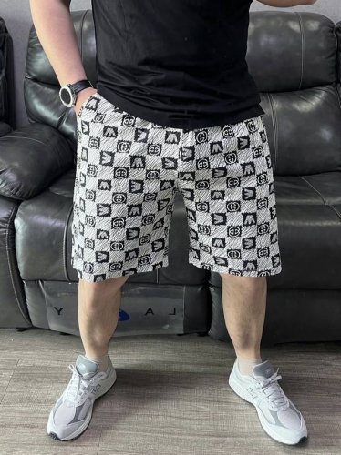 专柜新品短裤！ 人气爆款！Armani 阿玛尼&古驰 Gucci联名款新品水墨提花泡泡纱短裤！恒隆在售千元级，款号：1018 阿玛尼&古驰家今年最新研发泡泡纱梭