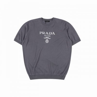 prada普拉达prd 胸口倒三角提花羊毛针织短袖T恤 正品11988购入 60支拉菲尔55%羊毛 采用德国 Stoll 16针进口织机 毛料提花 毛料酵洗 定