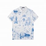120 Lv/路易 25Ss新款 lv 街景 满印Polo 230克重全棉珠地 颜色：蓝/白 码数：S M L Xl Xxl
